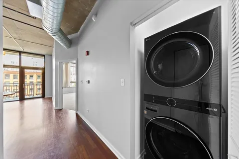 $410,000 | 520 South State Street, Unit 711, Chicago, IL 60605