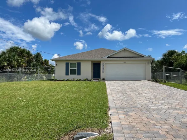 $2,200 | 3051 Beechwood Circle Northwest, LaBelle, FL 33935