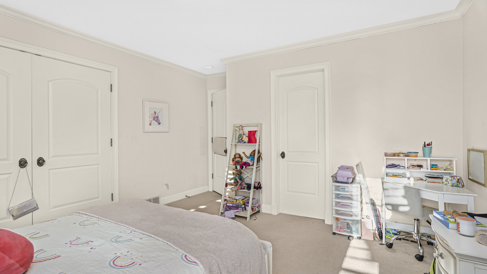 833 Chatham Road Glenview, IL 60025 - Photo 29 of 50 a bedroom with a bed and a closet