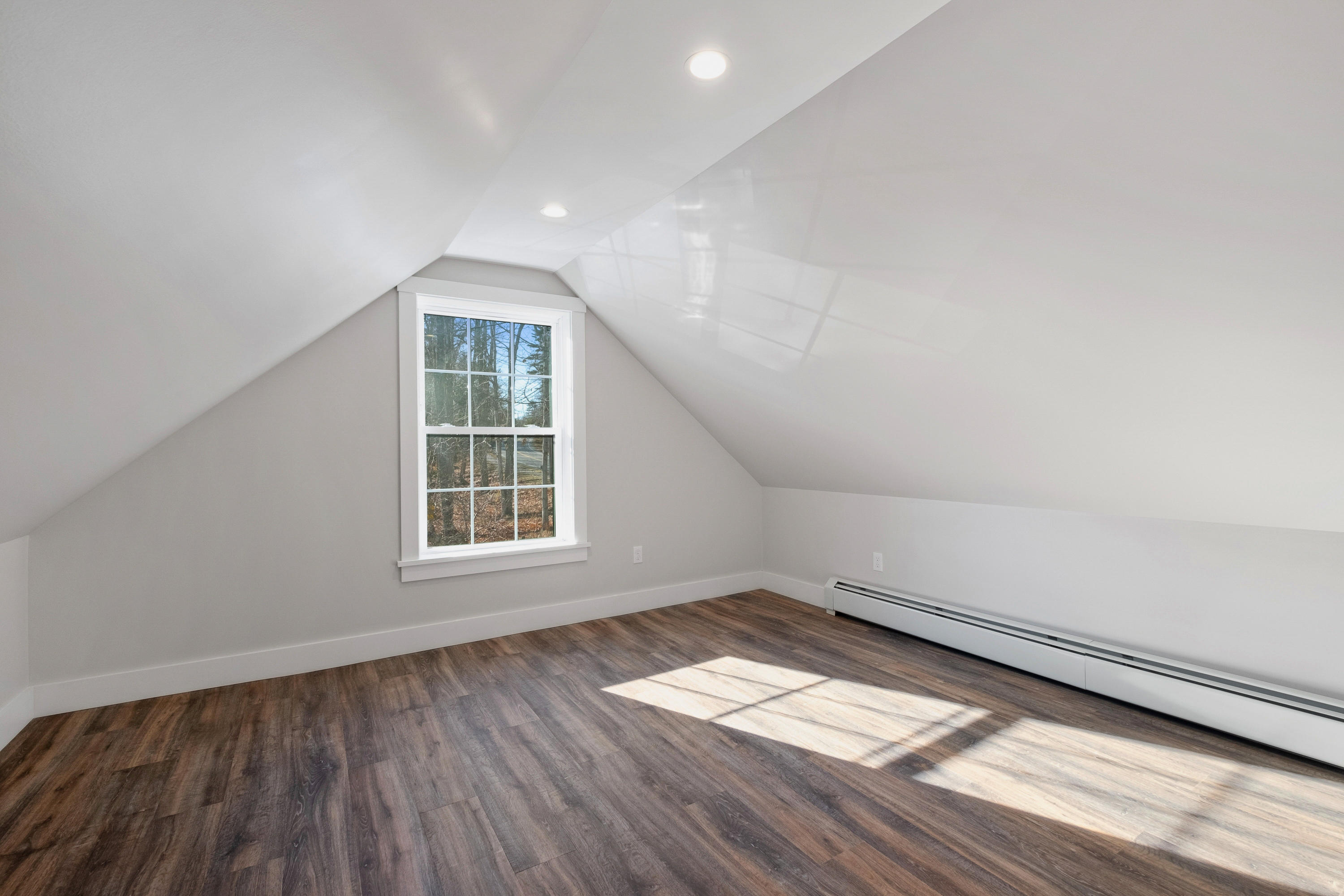 151 Belfast Road Camden, ME 04843 - Photo 21 of 28 Guest bed 1