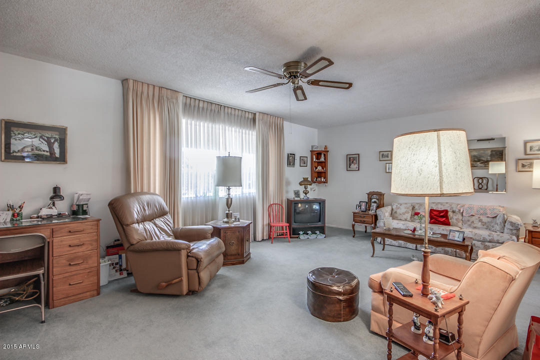 5724 East Colby Road Mesa, AZ 85205 - Photo 9 of 26 Ceiling Fans T/O