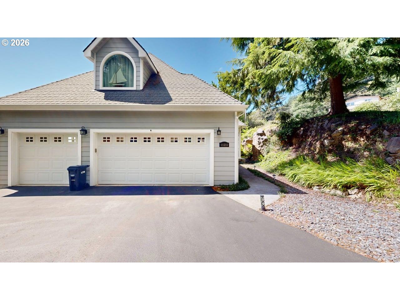 99290 Overlook Road Brookings, OR 97415 - Photo 34 of 42 Garage
