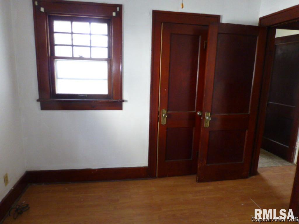 2242 Yale Boulevard Springfield, IL 62703 - Photo 11 of 14