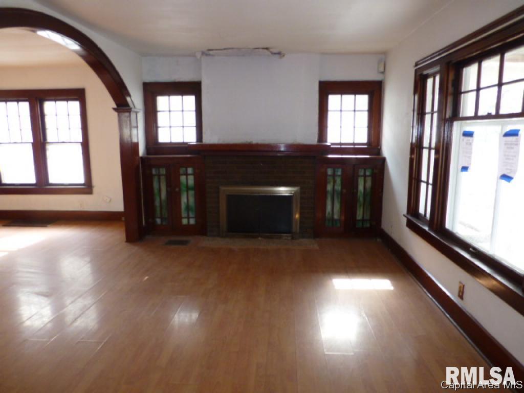 2242 Yale Boulevard Springfield, IL 62703 - Photo 3 of 14