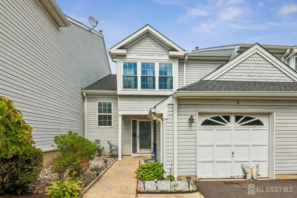 $499,999 | 3 Letts Court, Sayreville, NJ 08872