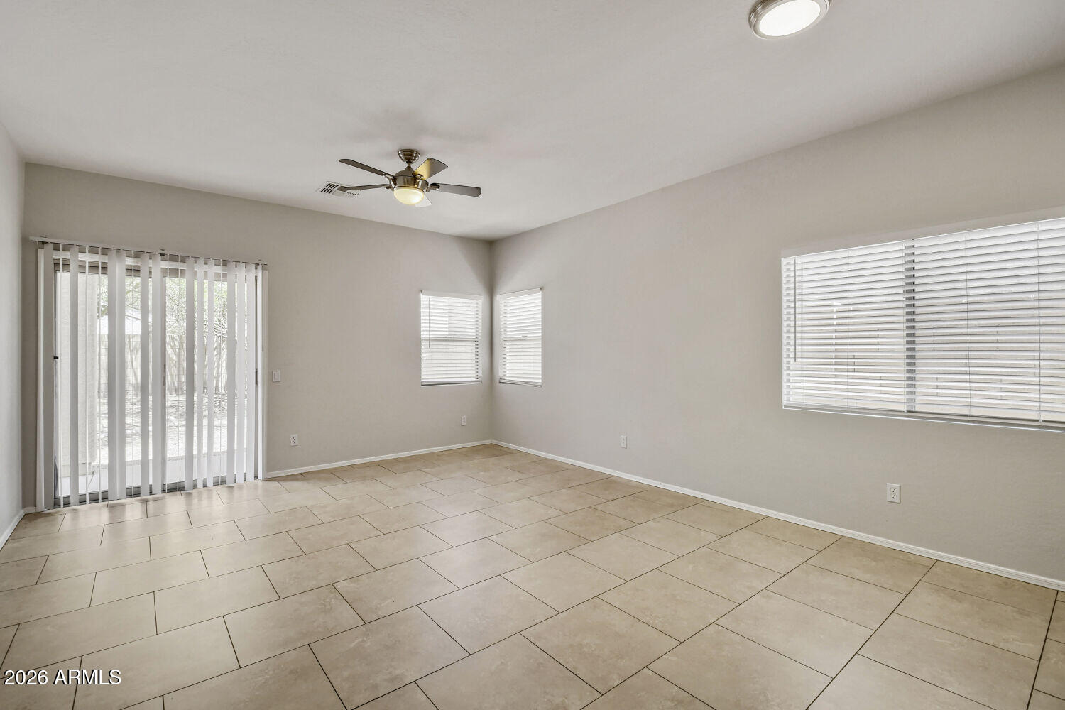 5130 West Maldonado Road Laveen, AZ 85339 - Photo 8 of 29 5130 W Maldonado Rd - Web Quality - 008