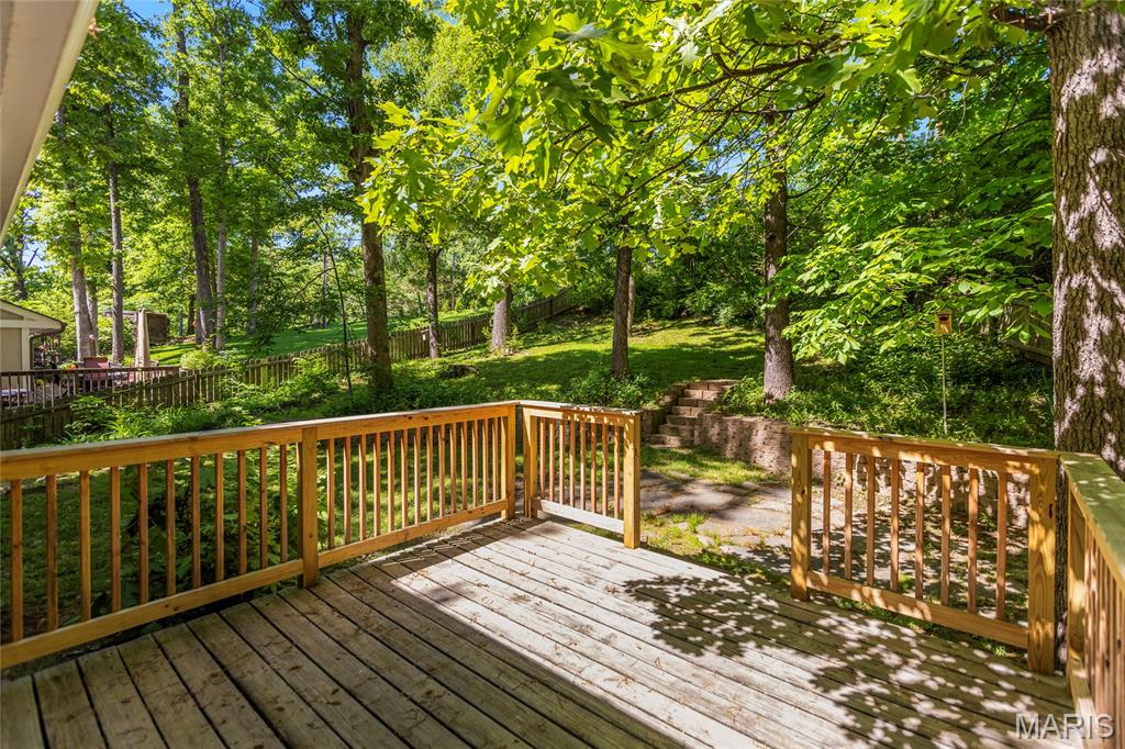 1417 Autumn Leaf Drive Ballwin, MO 63021 - Photo 21 of 27