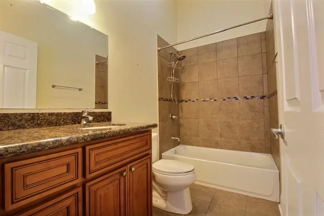 $2,850 | 817 Peniston Street, New Orleans, LA 70115