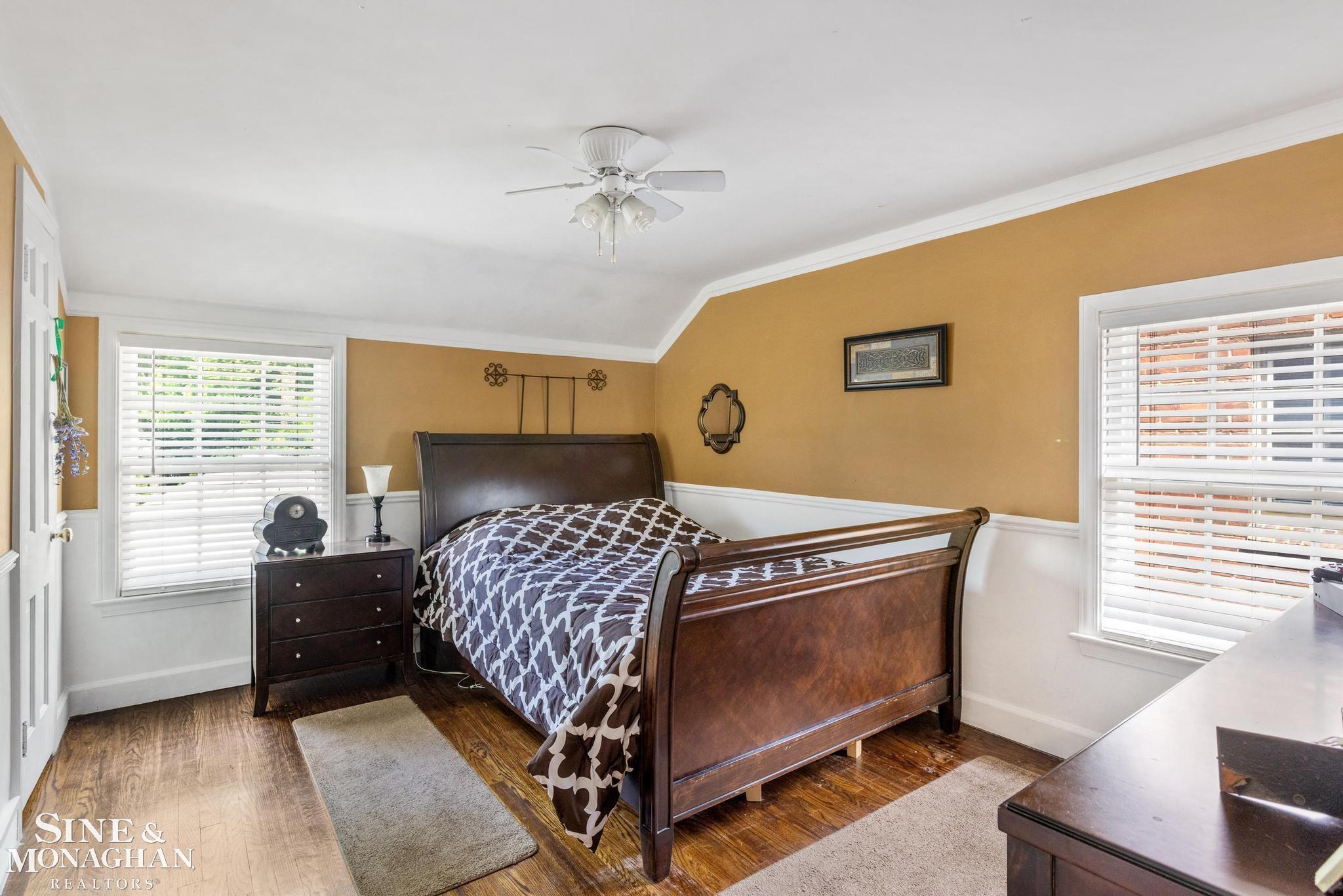 280 Merriweather Road Grosse Pointe Farms, MI 48236 - Photo 18 of 36