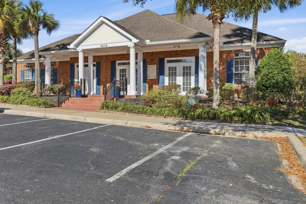 $179,900 | 4434 Gearhart Road, Unit 1704, Tallahassee, FL 32303