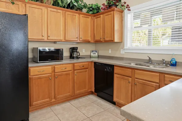 $179,900 | 4434 Gearhart Road, Unit 1704, Tallahassee, FL 32303