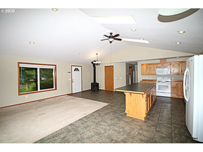 71634 Fishhawk Road Birkenfeld, OR 97016 - Photo 5 of 32 Gallery Image 5