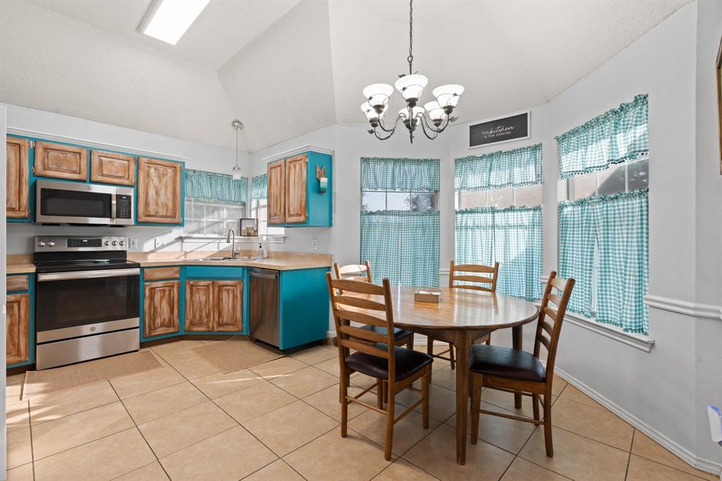 410 South Cleburne Whitney Road Rio Vista, TX 76093 - Photo 9 of 27