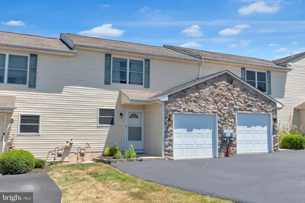 $375,000 | 2584 Daniels Lane, Quakertown, PA 18951