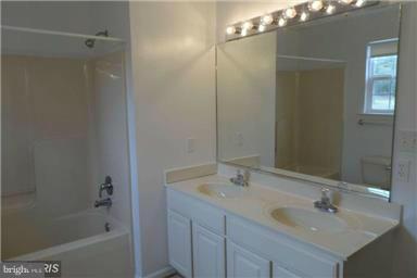 159 Cove Point Road Lusby, MD 20657 - Photo 20 of 26 Bath (Master)
