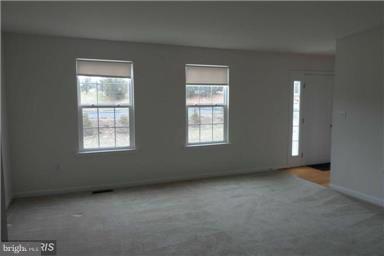159 Cove Point Road Lusby, MD 20657 - Photo 6 of 26 Living Room