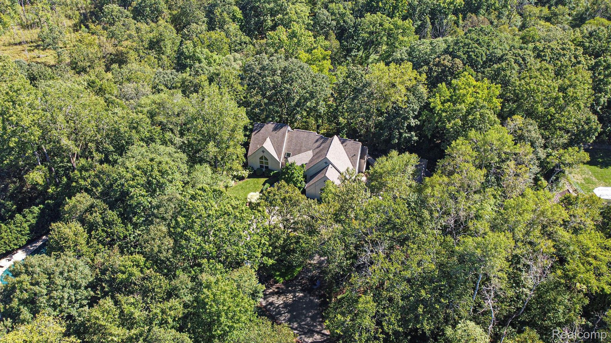 5145 Old Mill Road Rochester, MI 48306 - Photo 12 of 70 Gallery Image 12
