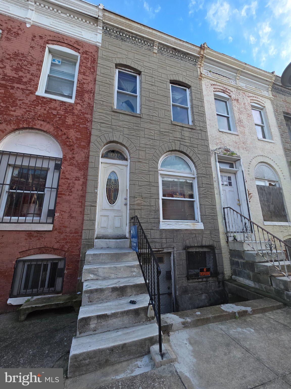 1937 Ridgehill Avenue Baltimore, MD 21217 - Photo 1 of 19 Gallery Image 1