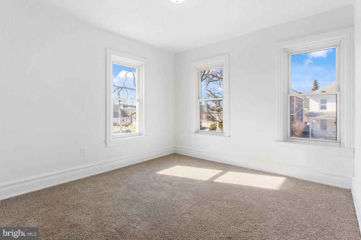 3 Sprenkle Avenue Hanover, PA 17331 - Photo 14 of 28 an empty room with windows and closet