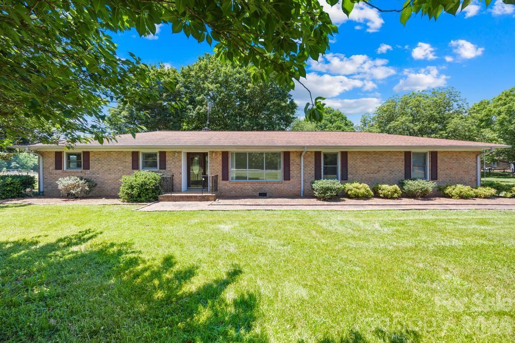 406 Kistler Farm Road Mooresville, NC 28115 - Photo 1 of 30