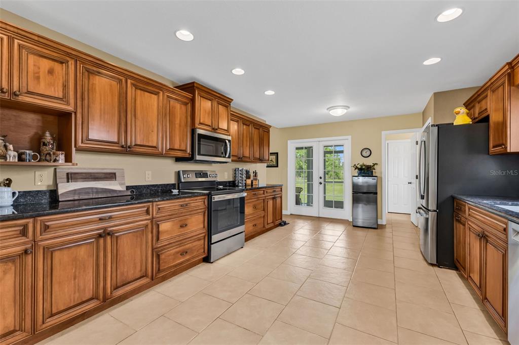 7662 Southwest Liverpool Road Arcadia, FL 34269 - Photo 17 of 66