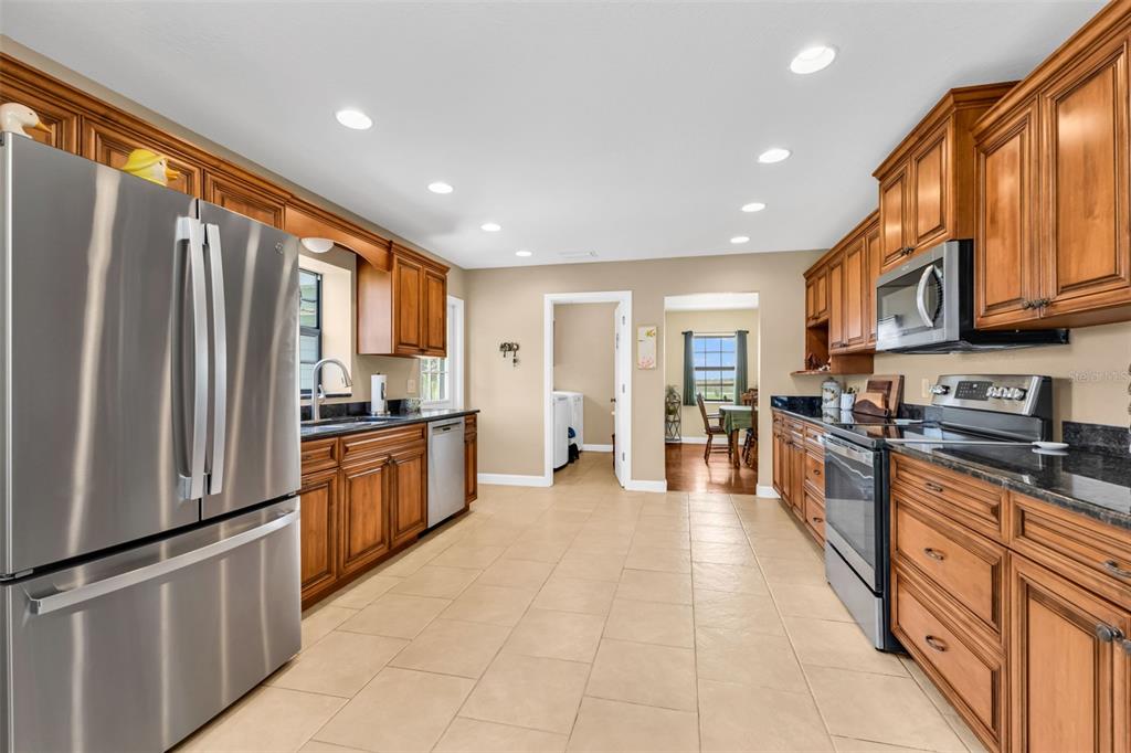 7662 Southwest Liverpool Road Arcadia, FL 34269 - Photo 8 of 66