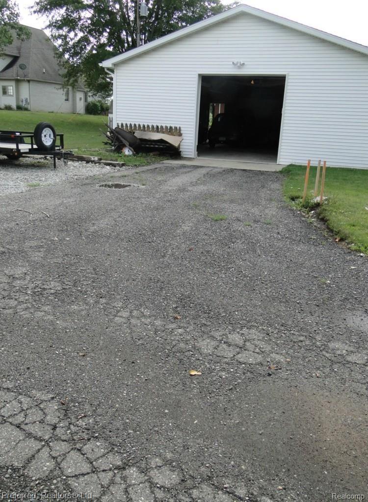12280 Sweitzer Road Carleton, MI 48117 - Photo 79 of 84 DSC06148.jpg