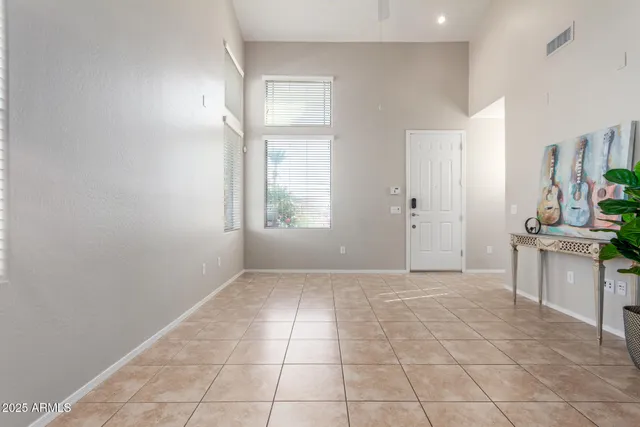 $1,800 | 15240 North 142nd Avenue, Unit 1011, Surprise, AZ 85379