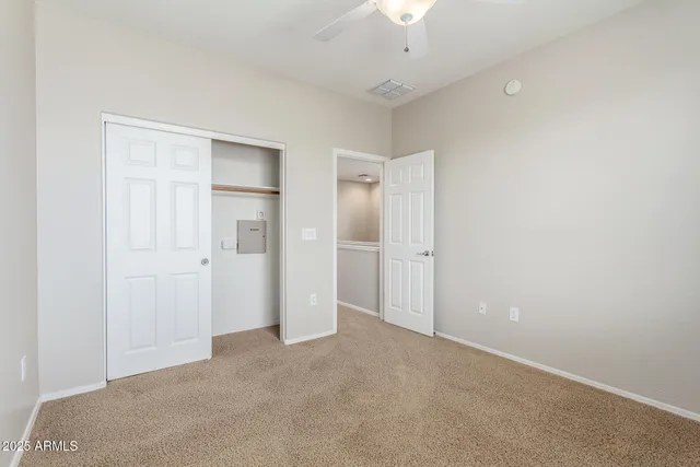 $1,800 | 15240 North 142nd Avenue, Unit 1011, Surprise, AZ 85379