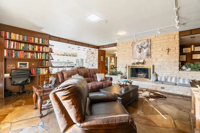 $525,000 | 2712 North Duncan Street, Pampa, TX 79065