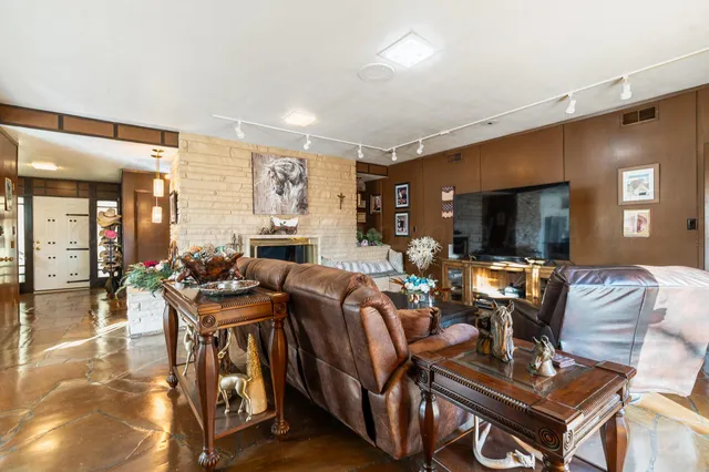 $525,000 | 2712 North Duncan Street, Pampa, TX 79065