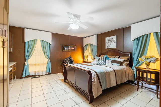 $525,000 | 2712 North Duncan Street, Pampa, TX 79065