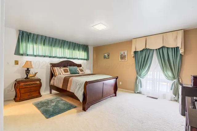 $525,000 | 2712 North Duncan Street, Pampa, TX 79065