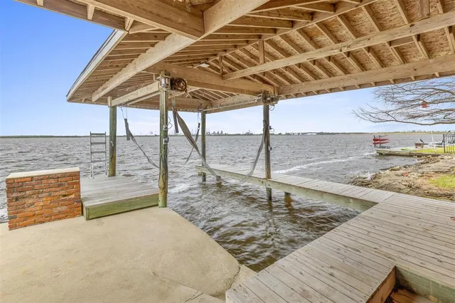 $5,000 | 4329 Edgewater Drive, Lake Charles, LA 70605