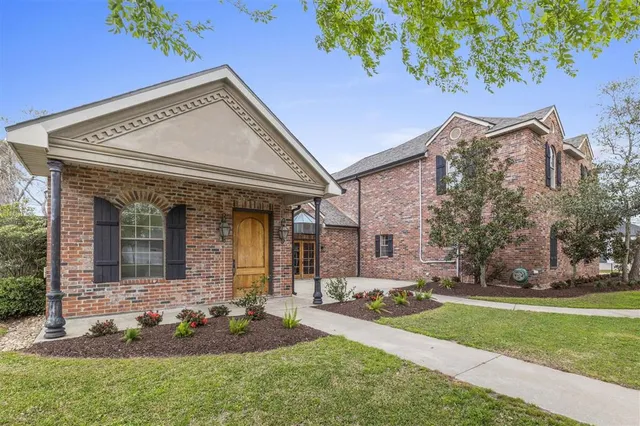 $5,000 | 4329 Edgewater Drive, Lake Charles, LA 70605