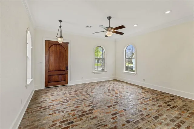 $5,000 | 4329 Edgewater Drive, Lake Charles, LA 70605