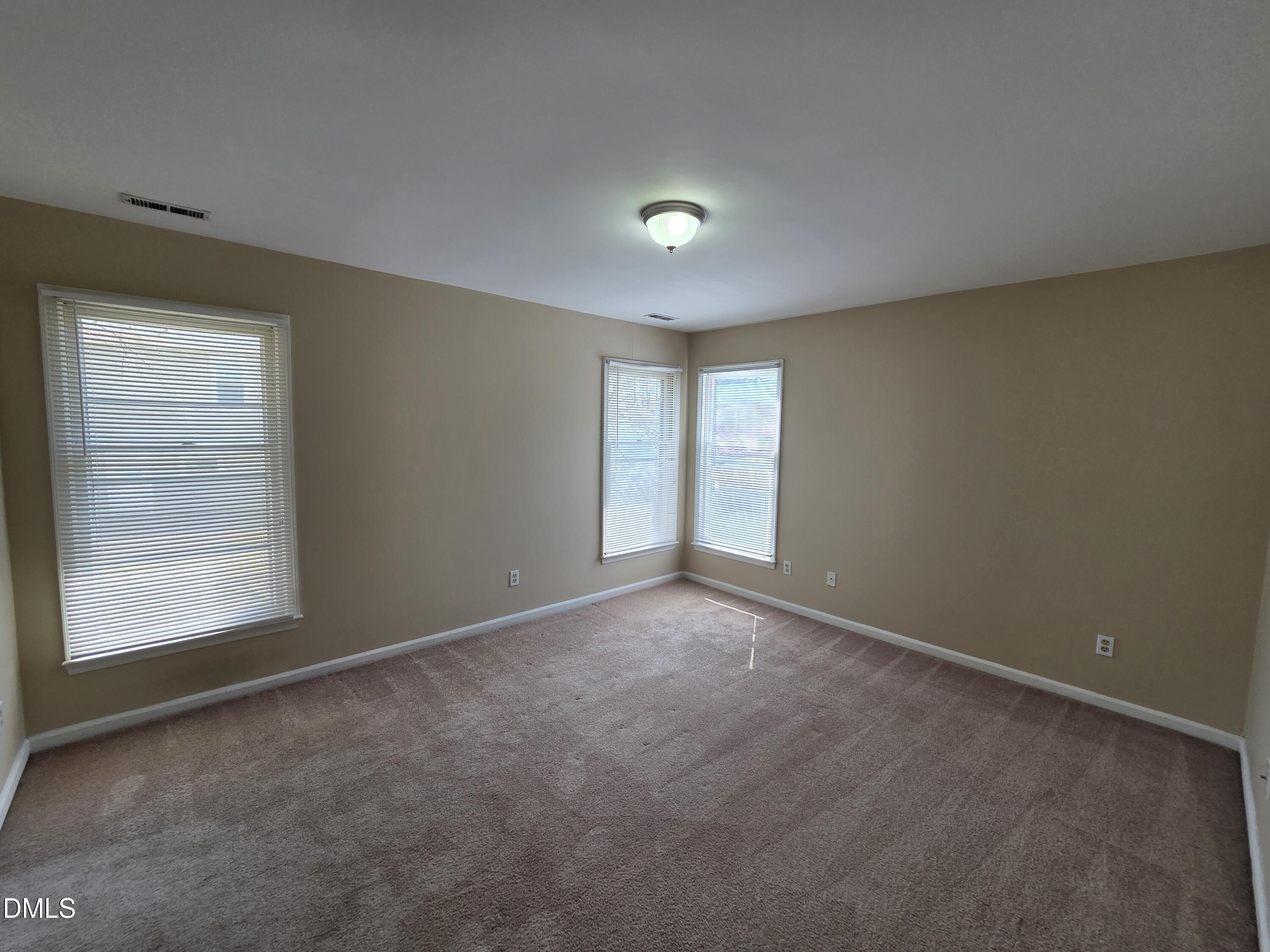 5709 Edgebury Road Raleigh, NC 27613 - Photo 8 of 15 20260320_140023