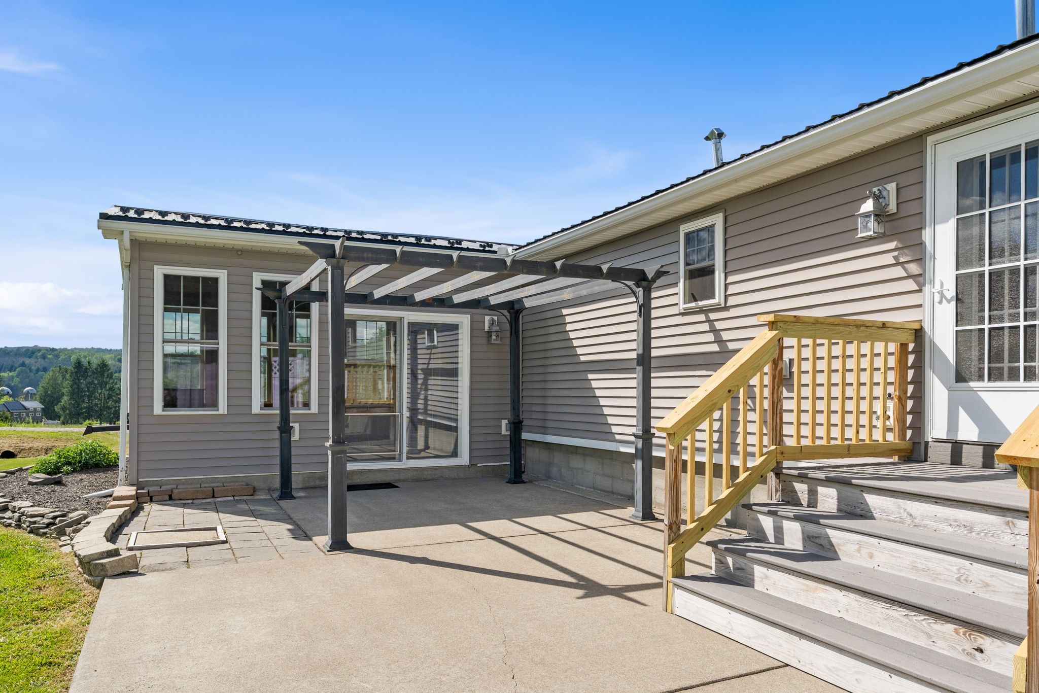 395 Hardy Road Johnson City, NY 13790 - Photo 38 of 41