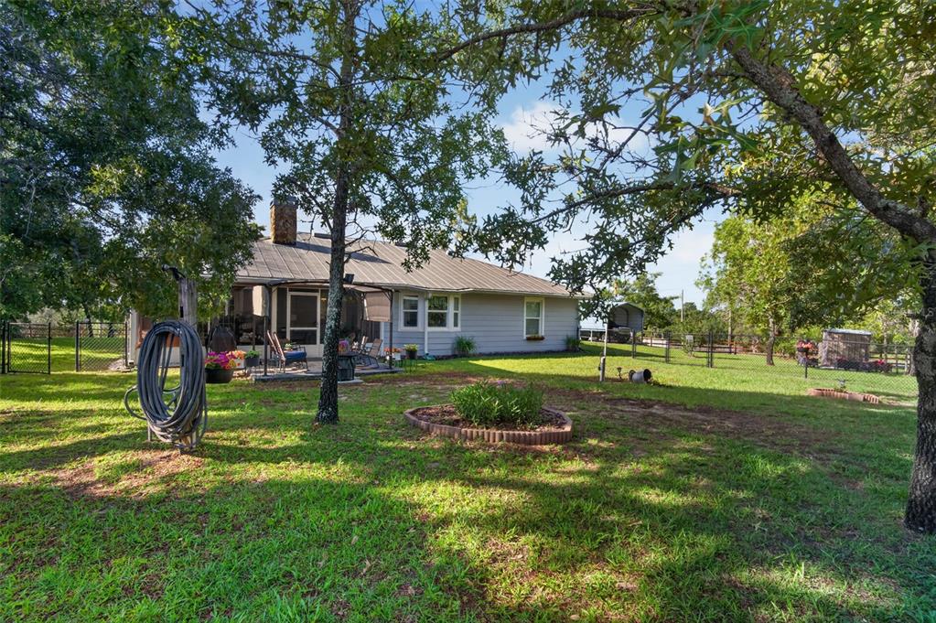 12293 Wolf Den Road Weeki Wachee, FL 34614 - Photo 40 of 44