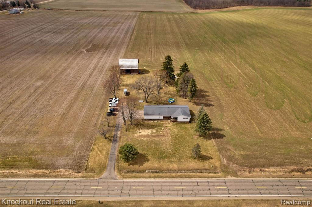 8900 Bray Road Vassar, MI 48768 - Photo 48 of 60