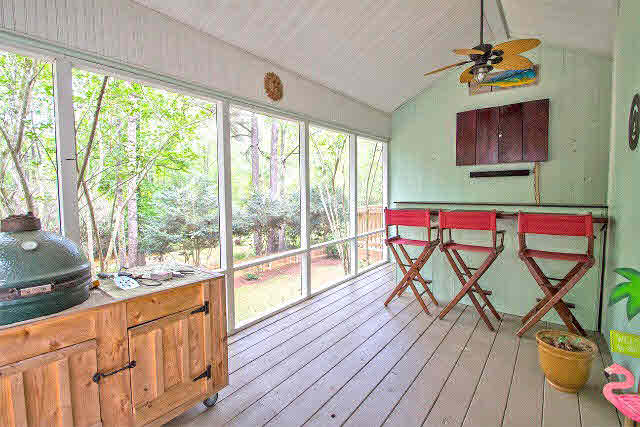 128 Lakeview Loop Daphne, AL 36526 - Photo 35 of 43 screened in porch