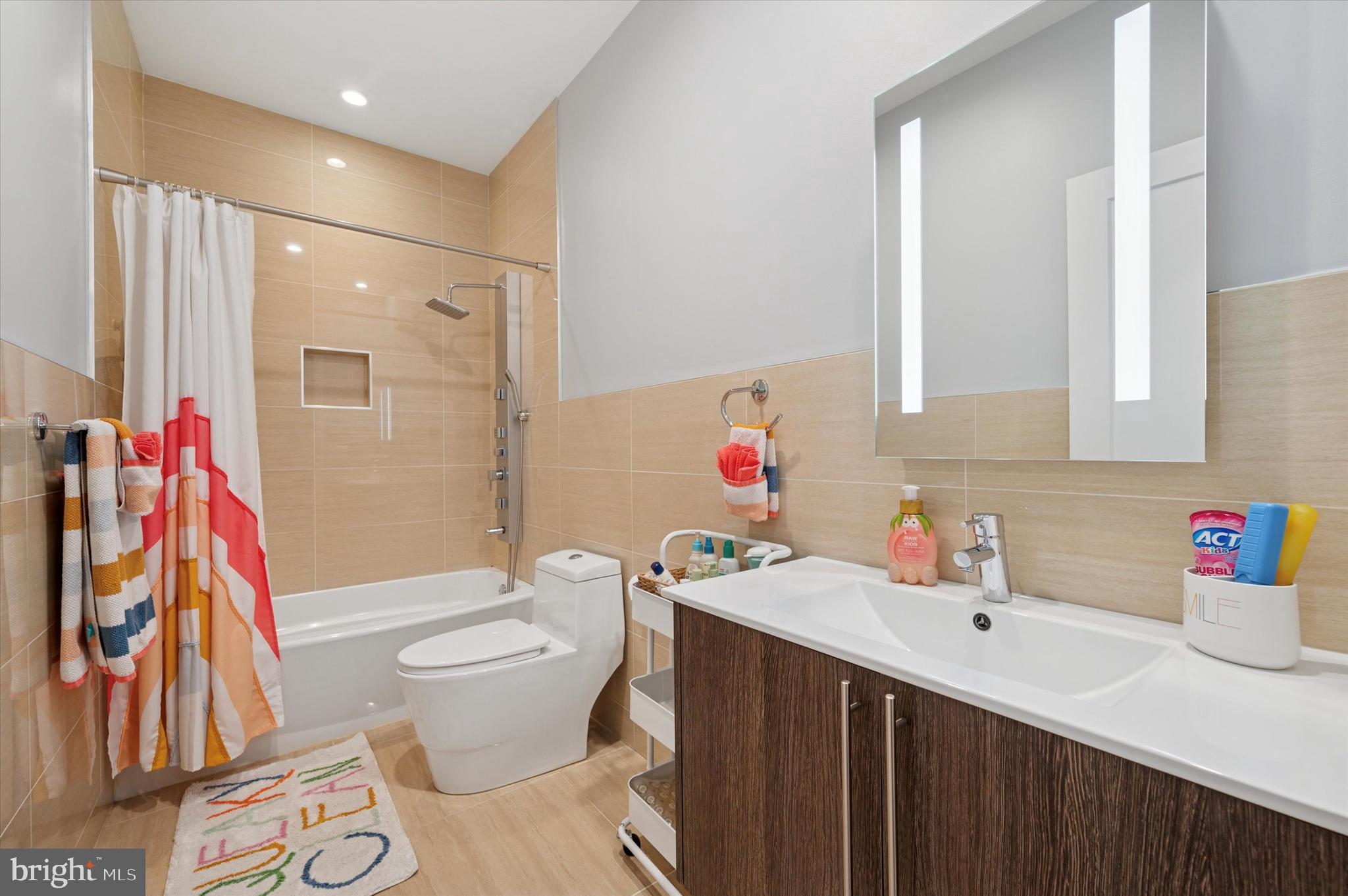 152 Kalos Street Philadelphia, PA 19128 - Photo 14 of 26 a bathroom with a sink toilet and shower