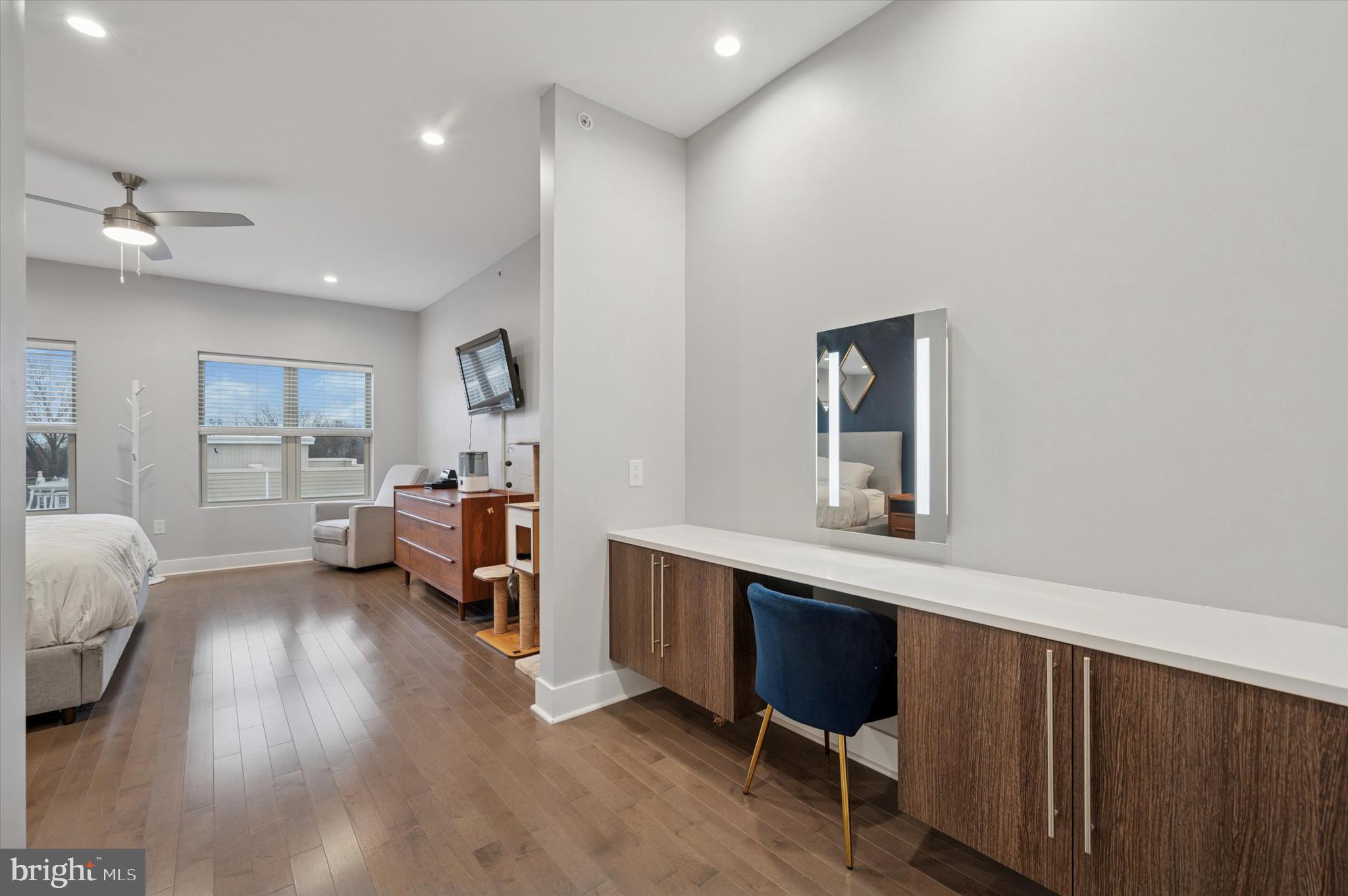 152 Kalos Street Philadelphia, PA 19128 - Photo 18 of 26 a living room with furniture and a wooden floor