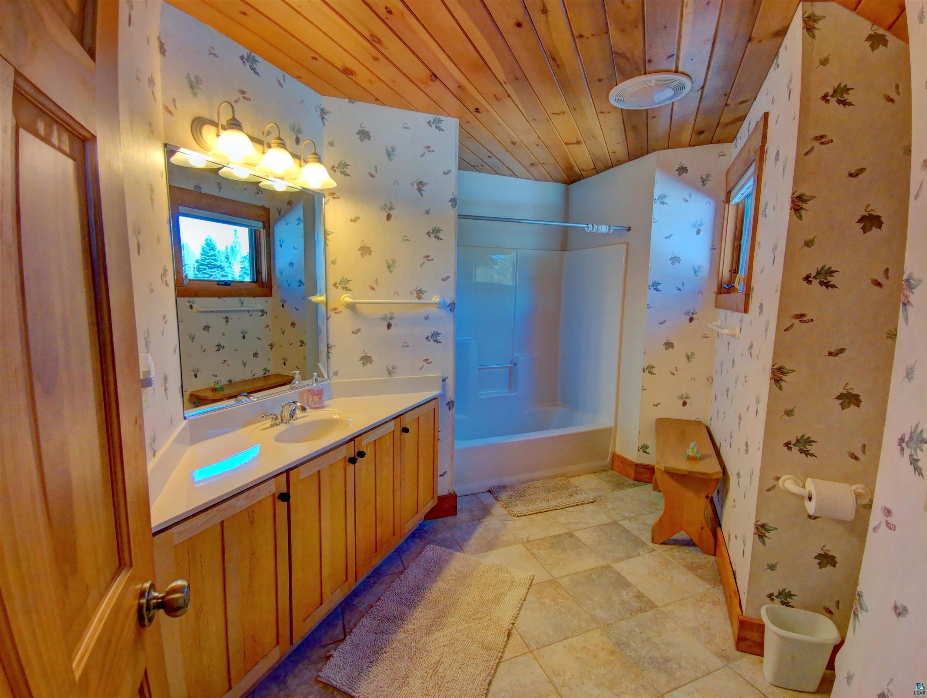 2826 Highway 61, Unit 460 Two Harbors, MN 55616 - Photo 19 of 20