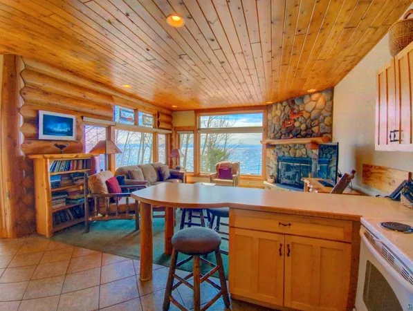 $640,000 | 2826 Highway 61, Unit 460, Two Harbors, MN 55616