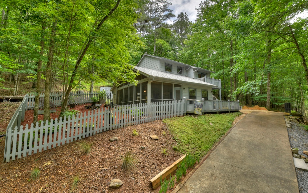 223 Mango Circle Ellijay, GA 30540 - Photo 1 of 4 Main View
