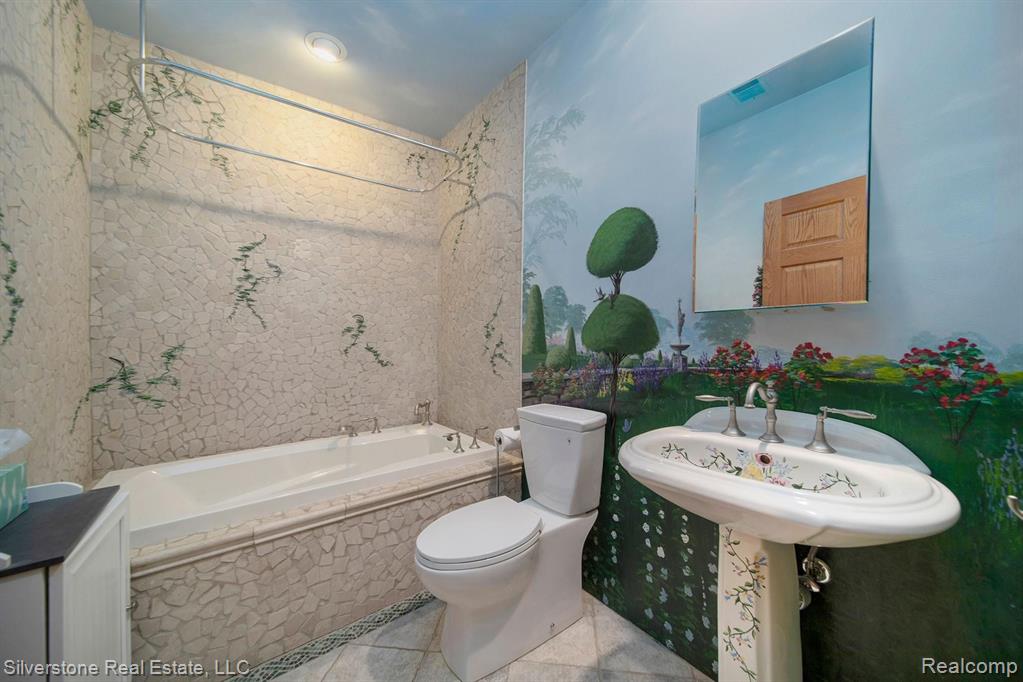 1913 Arthurs Way Rochester Hills, MI 48306 - Photo 37 of 61