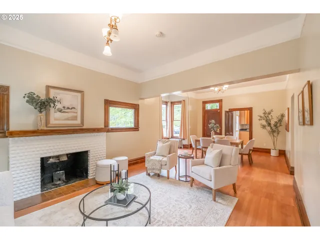 $685,000 | 142 Southwest 8th Street, Corvallis, OR 97333