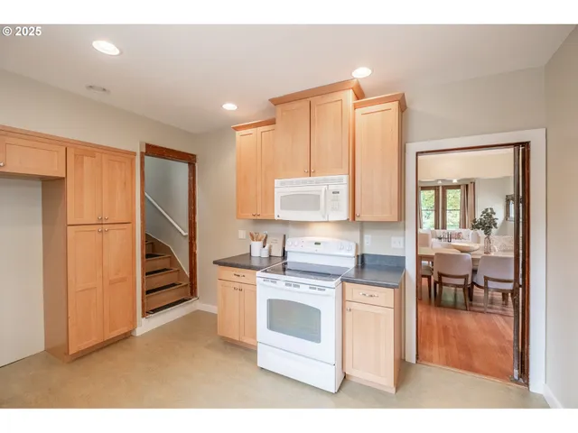 $685,000 | 142 Southwest 8th Street, Corvallis, OR 97333