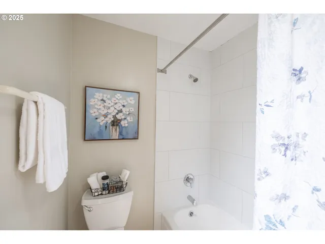 $685,000 | 142 Southwest 8th Street, Corvallis, OR 97333